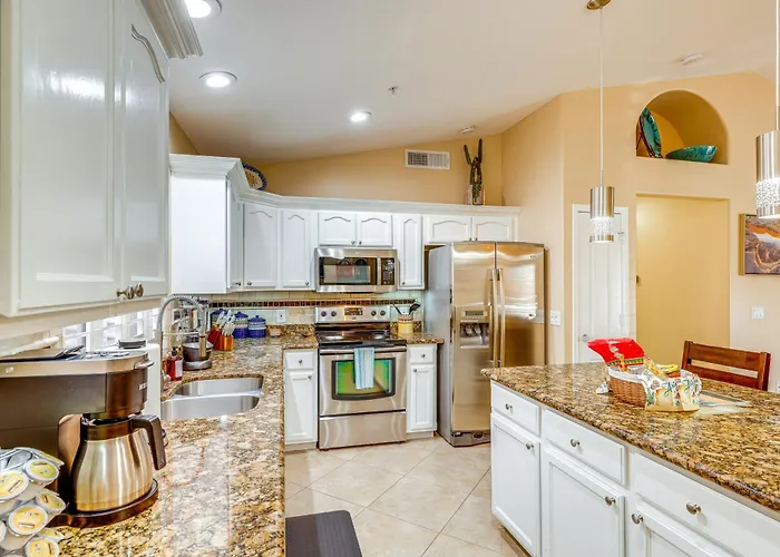 2 Mi To Westworld: W/ Heated Pool Holiday home Scottsdale