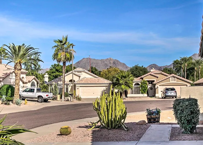 2 Mi To Westworld: W/ Heated Pool Holiday home