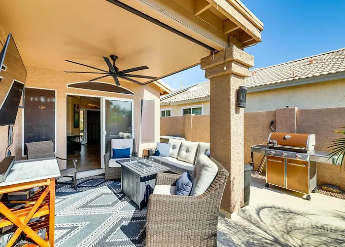 2 Mi To Westworld: W/ Heated Pool Holiday home *