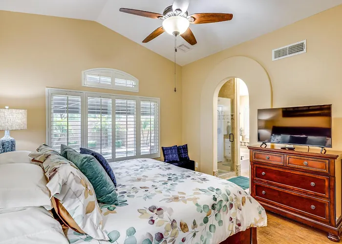 Holiday home 2 Mi To Westworld: W/ Heated Pool *